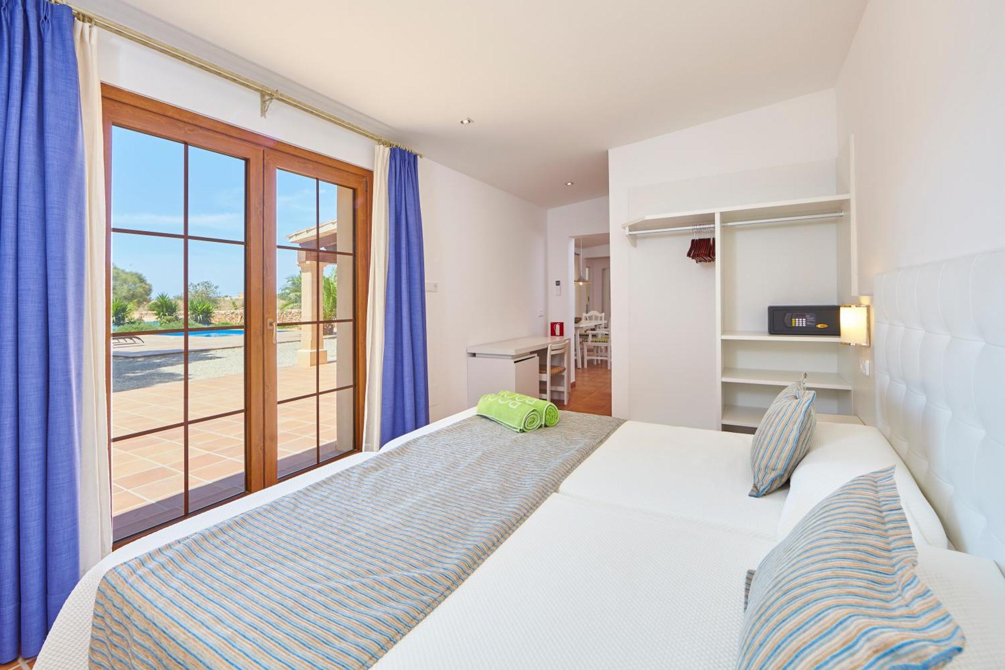 לןקמאג'ור Bennoc Petit Hotel - Only Adults מראה חיצוני תמונה